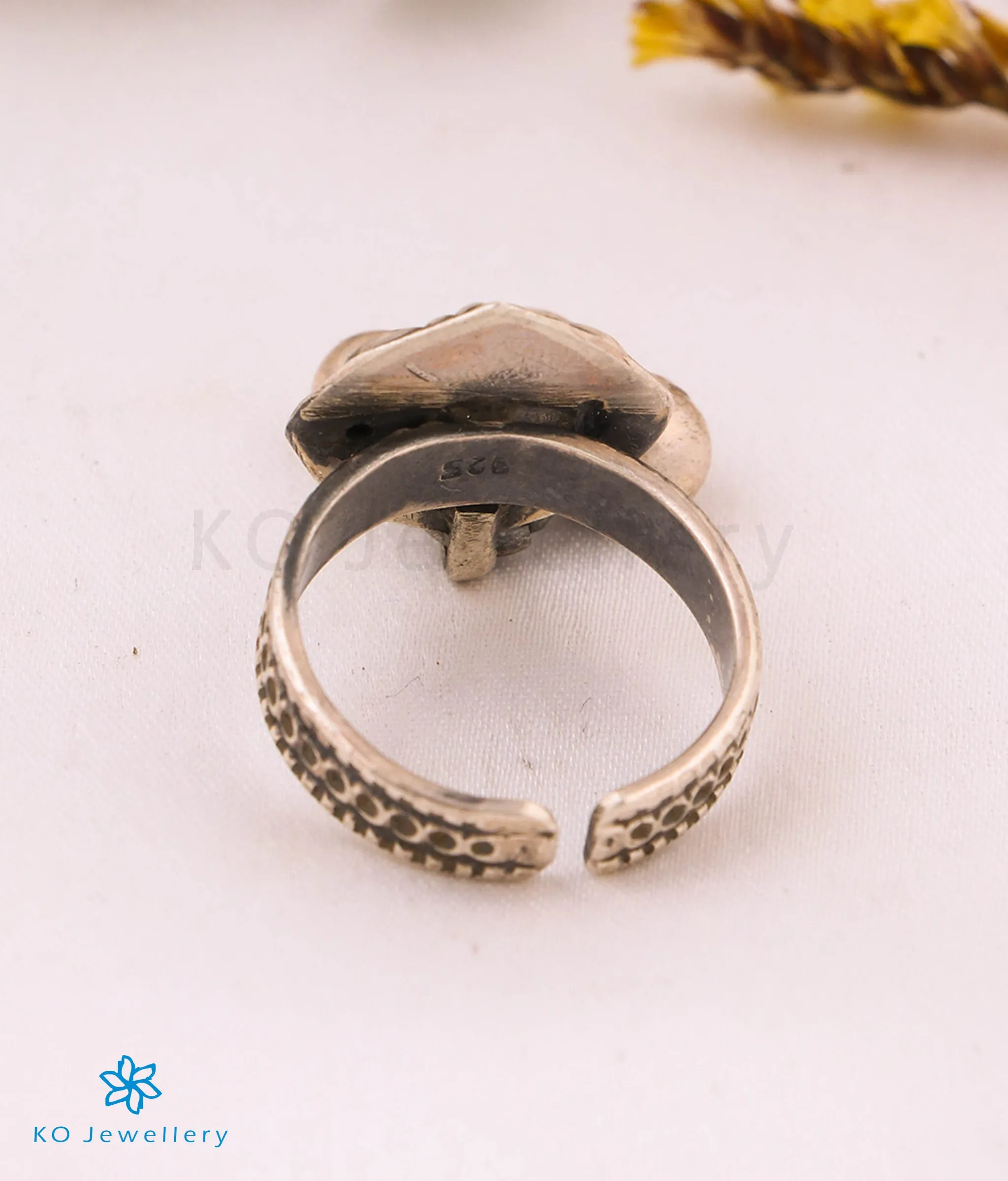 The Vagmi Silver Finger Ring