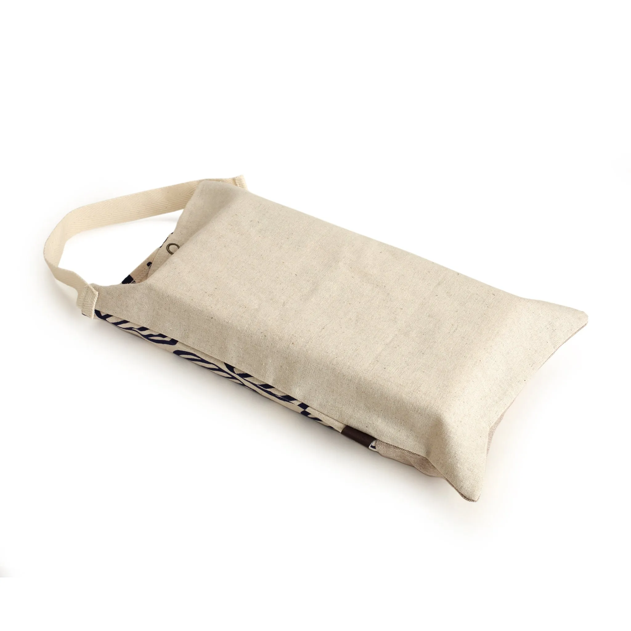 Tissue Box Cover with Leaf Design