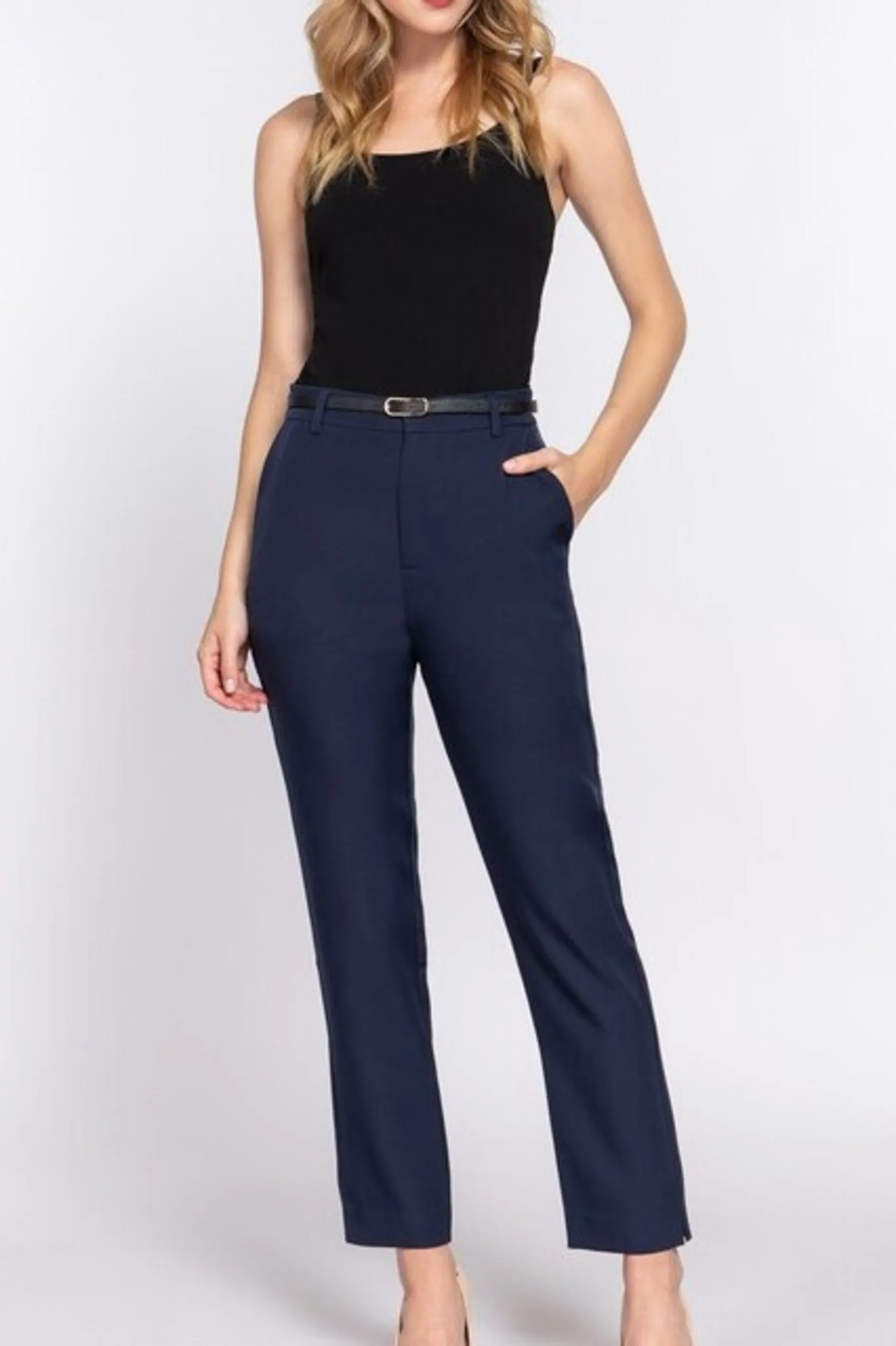 Women's Classic woven pants with belt