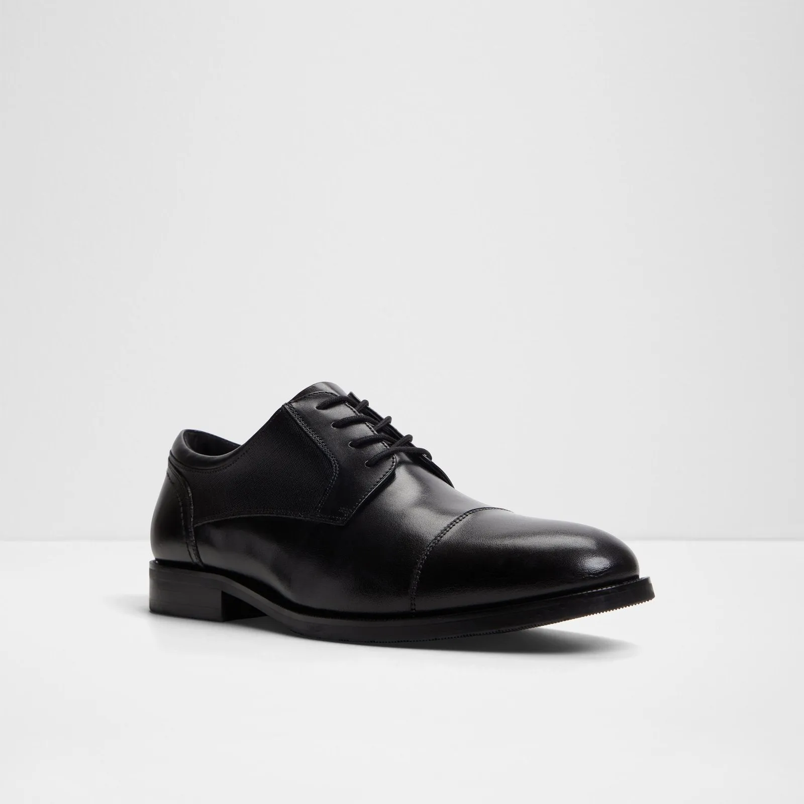 Wriggle / Lace Ups