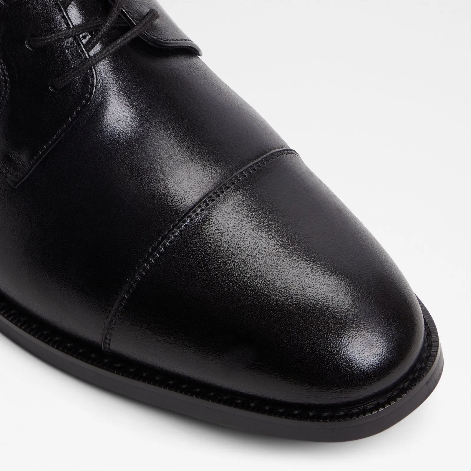 Wriggle / Lace Ups